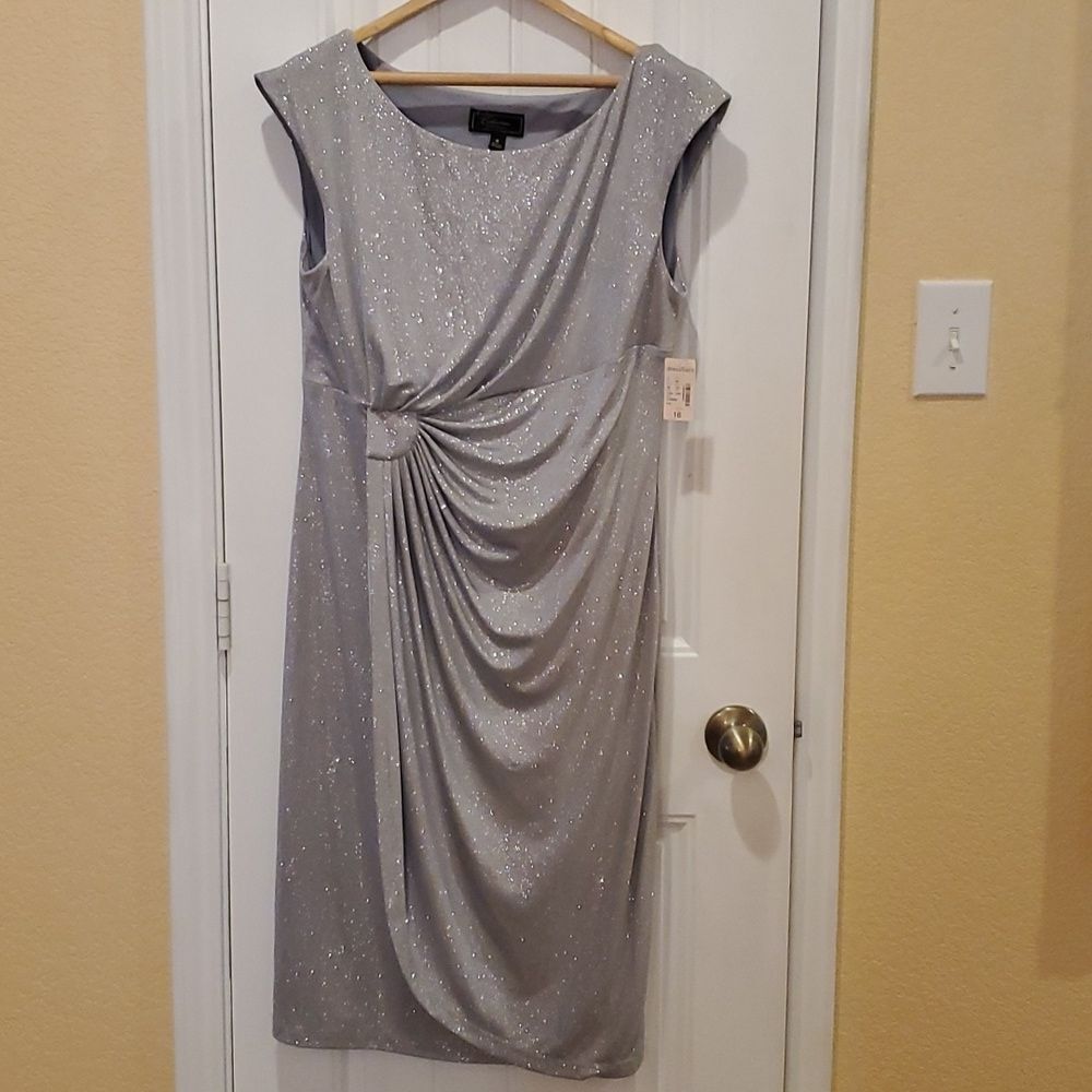 Dressbarn Collection Metallic Shinny Dress Size 16 - Picture 3 of 8